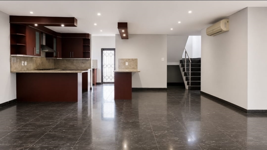 4 Bedroom Property for Sale in Parklands North Western Cape